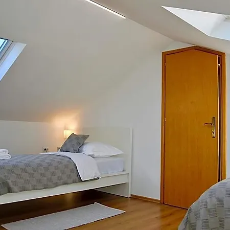 Tina Hotel